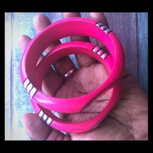 ‼️HOT PINK BANGLES‼️2pc